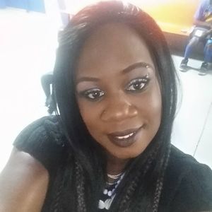 Meet your Posher, Shakira